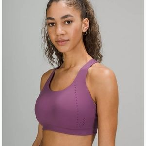 LULULEMON NWT Lululemon Sports Bra 36DD